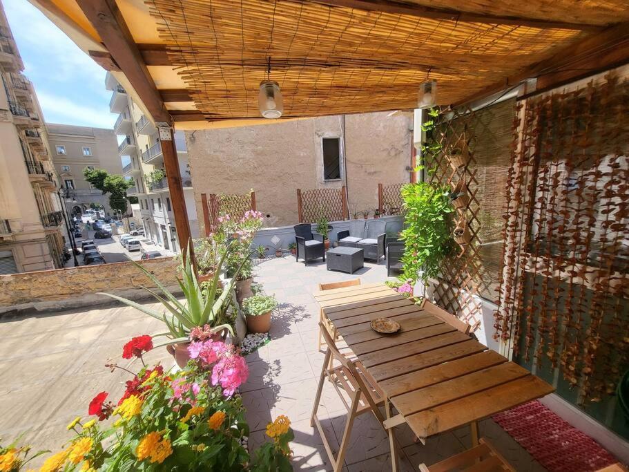 Casetta Poli- Appartamento Con Terrazza - Centro Storico Palermo Dış mekan fotoğraf