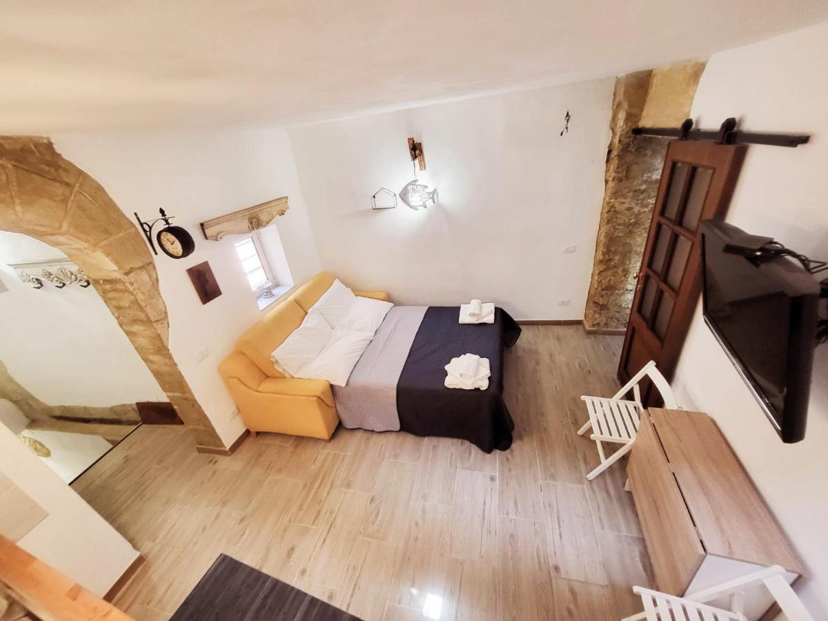 Casetta Poli- Appartamento Con Terrazza - Centro Storico Palermo Dış mekan fotoğraf