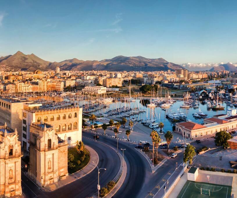 Casetta Poli- Appartamento Con Terrazza - Centro Storico Palermo Dış mekan fotoğraf